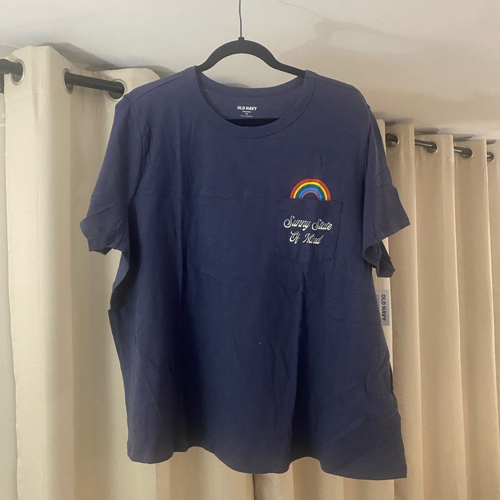 NWT Graphic Pocket Tee
